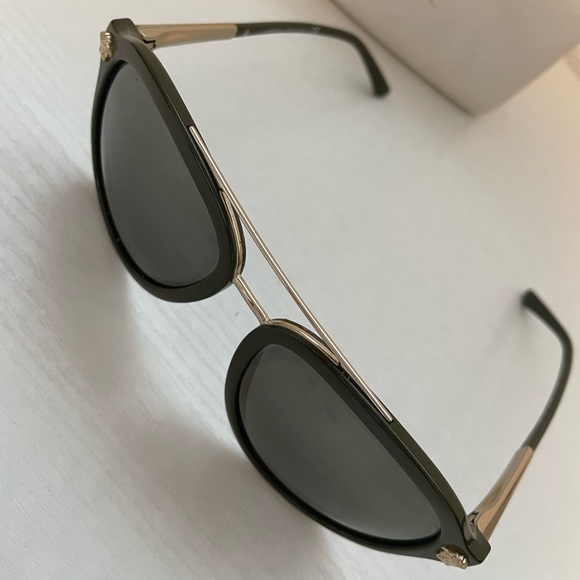 Green Versace sunglasses - Picture 3 of 5